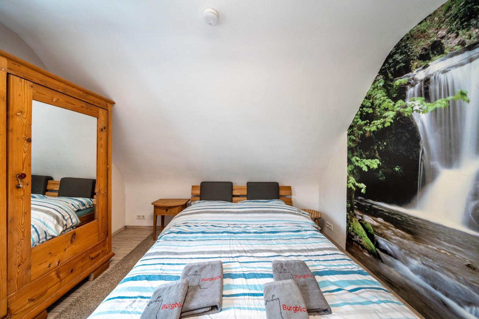 Ferienwohnung Burgblick Хаузах Экстерьер фото